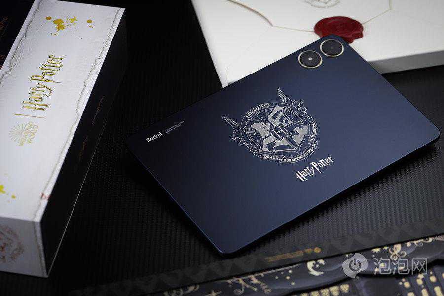 全球首款哈利波特平板 Redmi Pad Pro联名款图赏