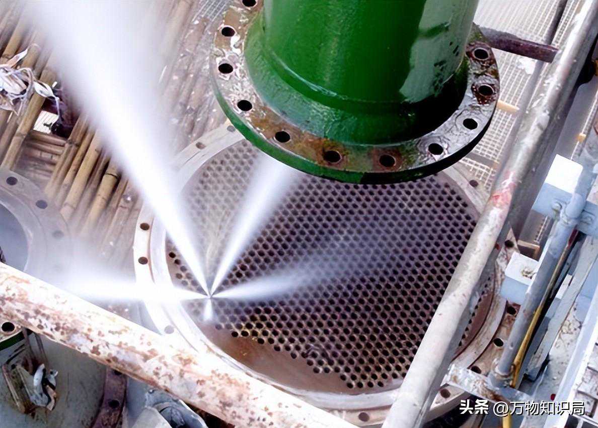 自激振动脉冲的射流装置，形成脉冲喷射效应对压力波的影响