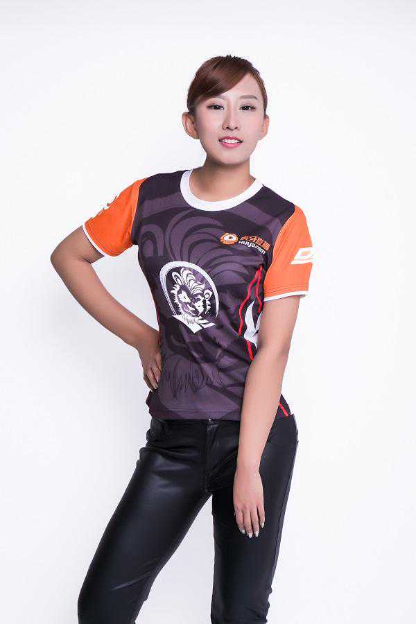 专访efuture女队 要做巾帼英雄 目标冠军