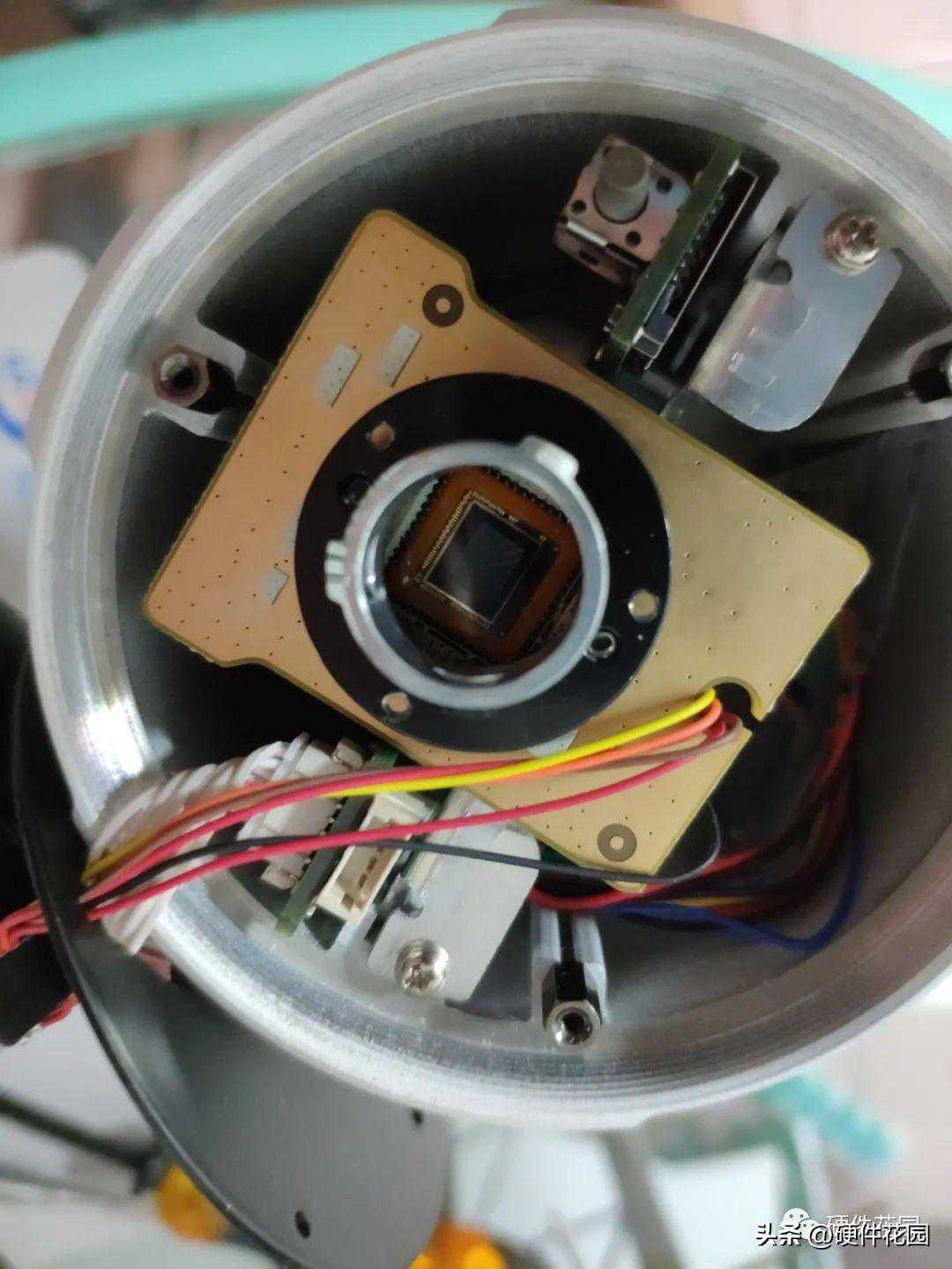 拆解海康威视摄像头DS-2SCD2612F4