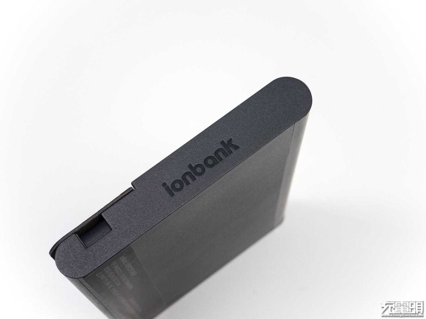 果粉信仰 Moshi（摩仕）IonBank 5K便携式移动电源拆解