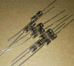 汽车保险丝的形状