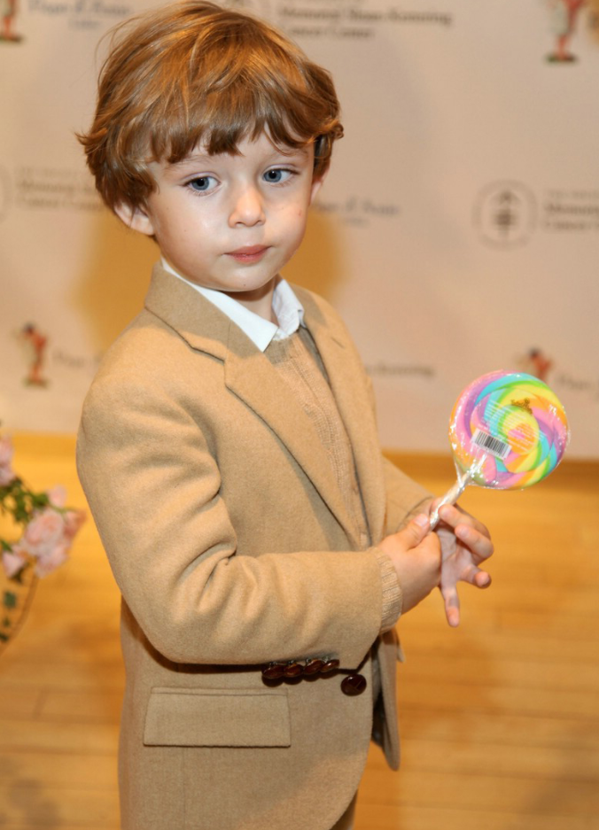 亿万宝贝巴伦：15岁身高2米却发胖走形，不如小时候又萌又帅