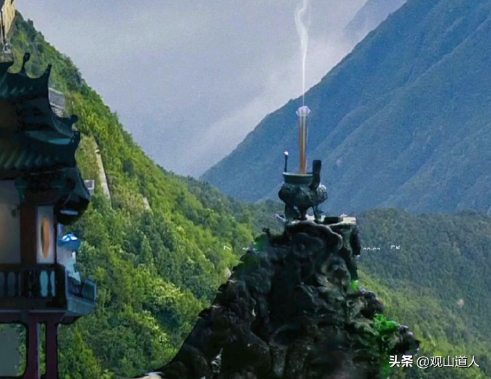 "峭壁飞人"邹在宏：代烧"龙头香"，一次收199元，最多一天能赚2万