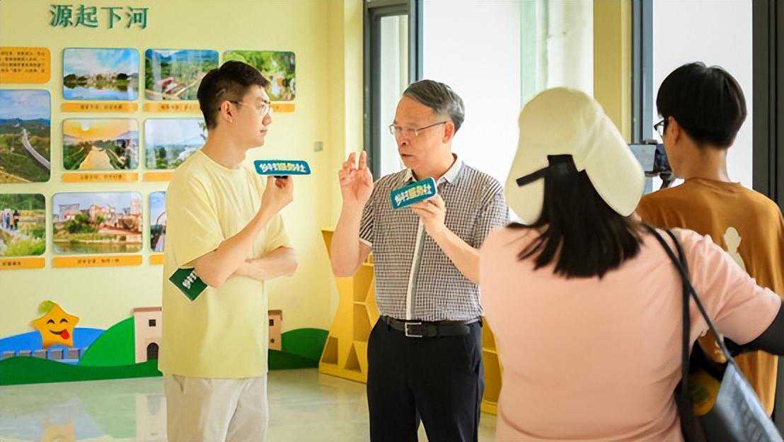 云霄杨桃科技小院上央视了！