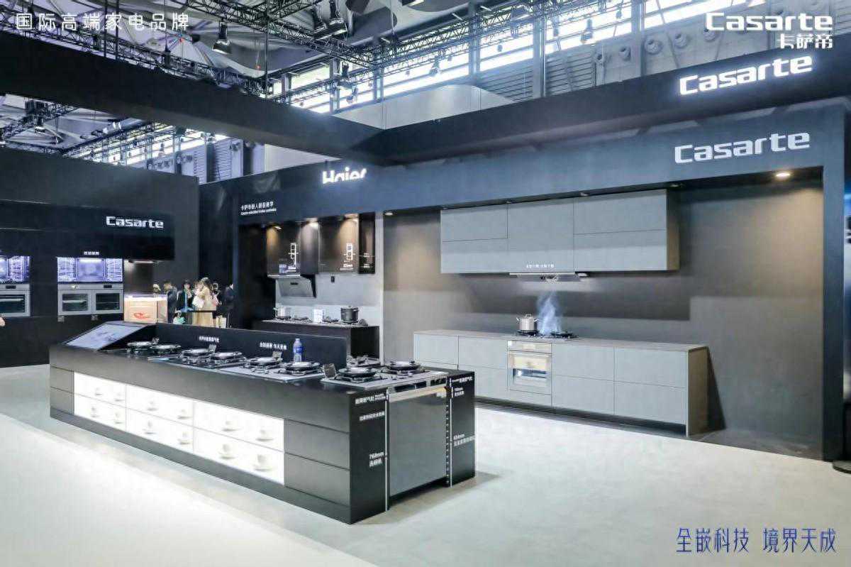 当全嵌科技碰撞厨居场景，卡萨帝厨电实力演绎“嵌入厨居美学”