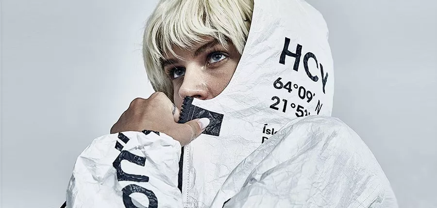 抗风防水的纸出现了？黑科技纸衣服帅到飞起，还藏着世界未解之谜