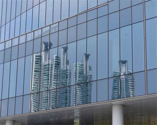 曝光 铁腕治霾：一批车辆尾气超标、冒黑烟被查处