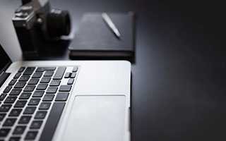 LED和传感器被直接织入纺织纤维